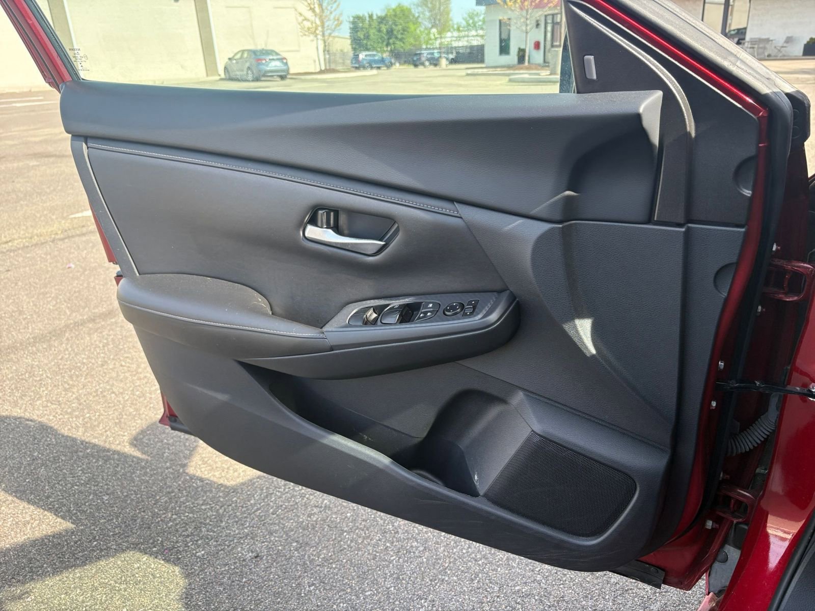 Used 2024 Nissan Sentra SV FWD image 18