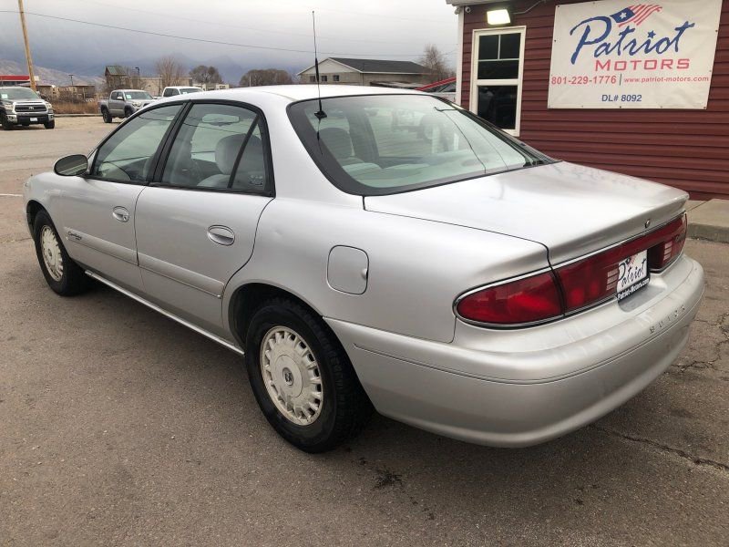Used 2001 Buick Century Custom w/ Special Edition Pkg image 3