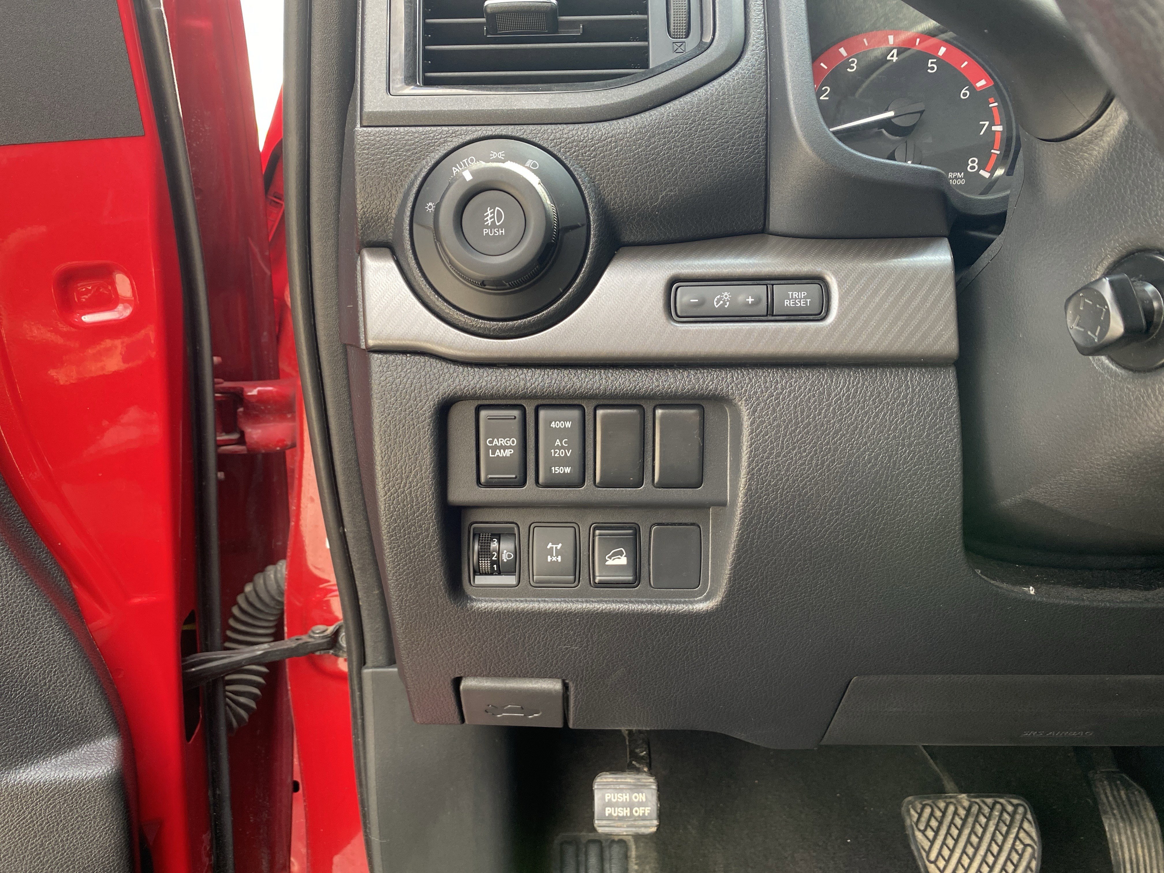 Used 2020 Nissan Titan PRO-4X image 28