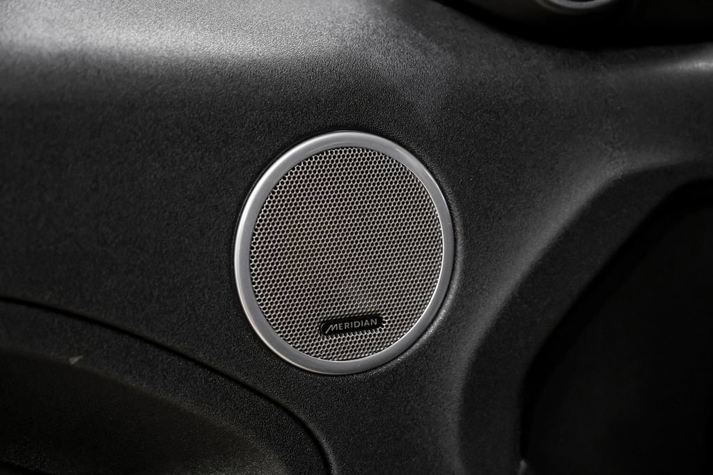 Used 2013 Land Rover Range Rover Evoque Pure Premium image 48