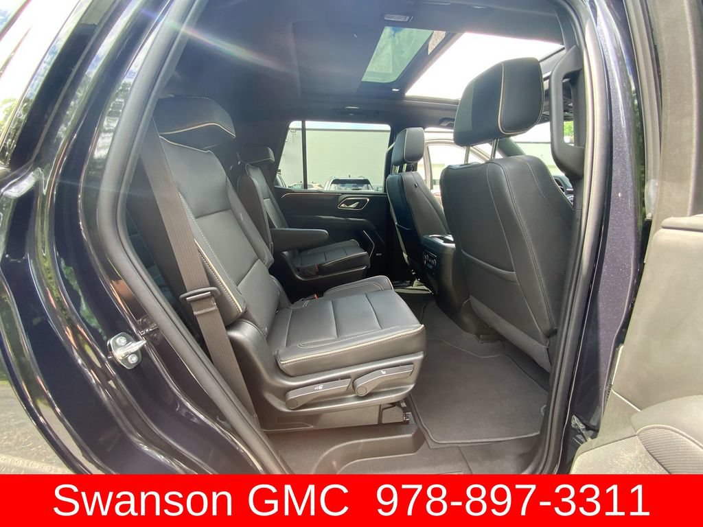 Used 2023 Chevrolet Tahoe Premier w/ Premium Package 2 AWD/4WD image 27