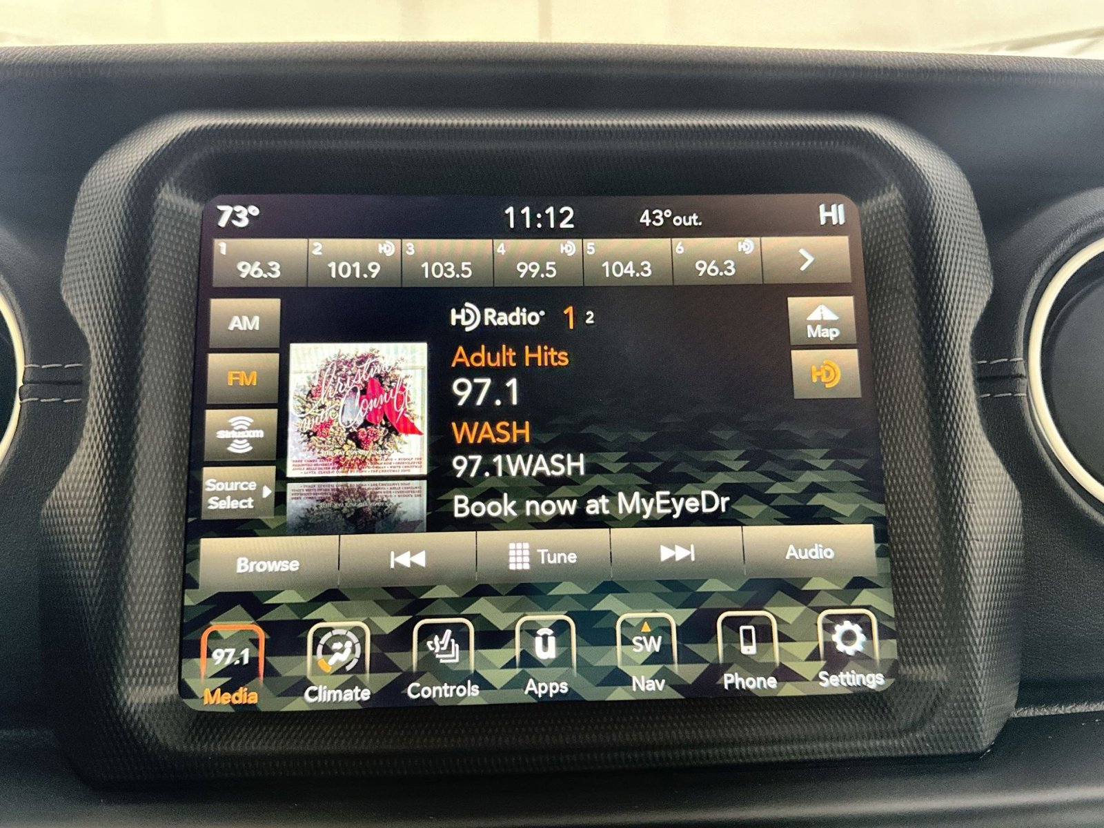 Used 2022 Jeep Wrangler Unlimited Sahara w/ LED Lighting Group image 18