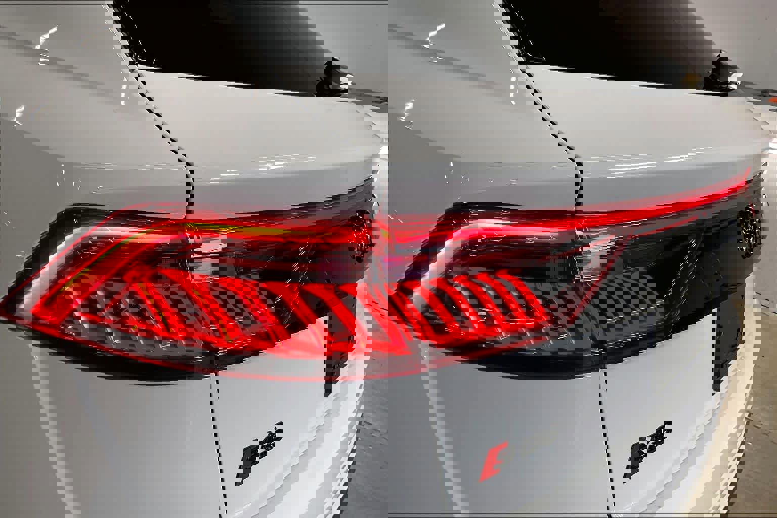 Used 2023 Audi SQ8 Prestige w/ Prestige Package image 30