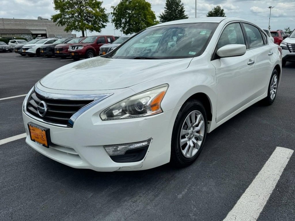 Used 2013 Nissan Altima 2.5 S FWD image 8