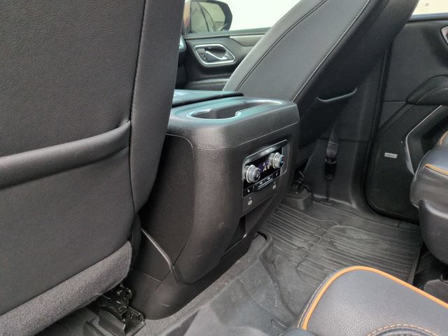 Used 2023 GMC Yukon XL AT4 w/ AT4 Premium Plus Package AWD/4WD image 28