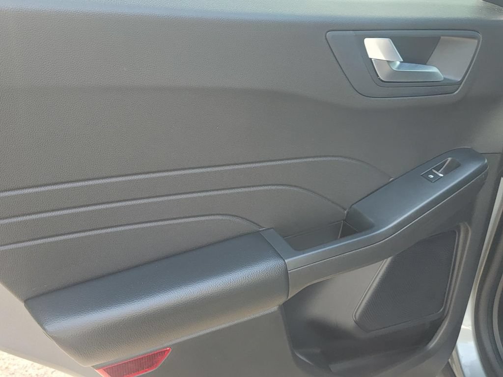 Used 2024 Ford Escape ST-Line FWD image 14
