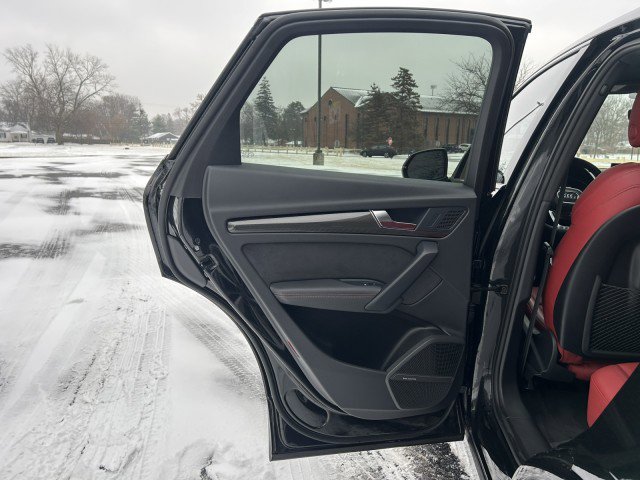Certified 2024 Audi SQ5 Premium Plus image 24