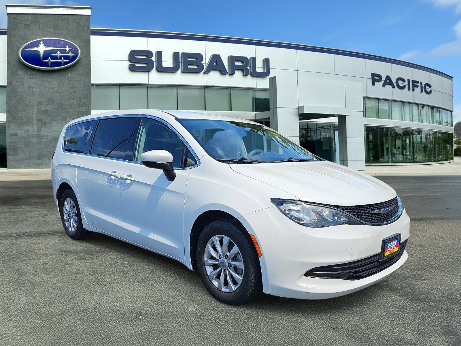 Used 2019 Chrysler Pacifica LX w/ Tire & Wheel Group