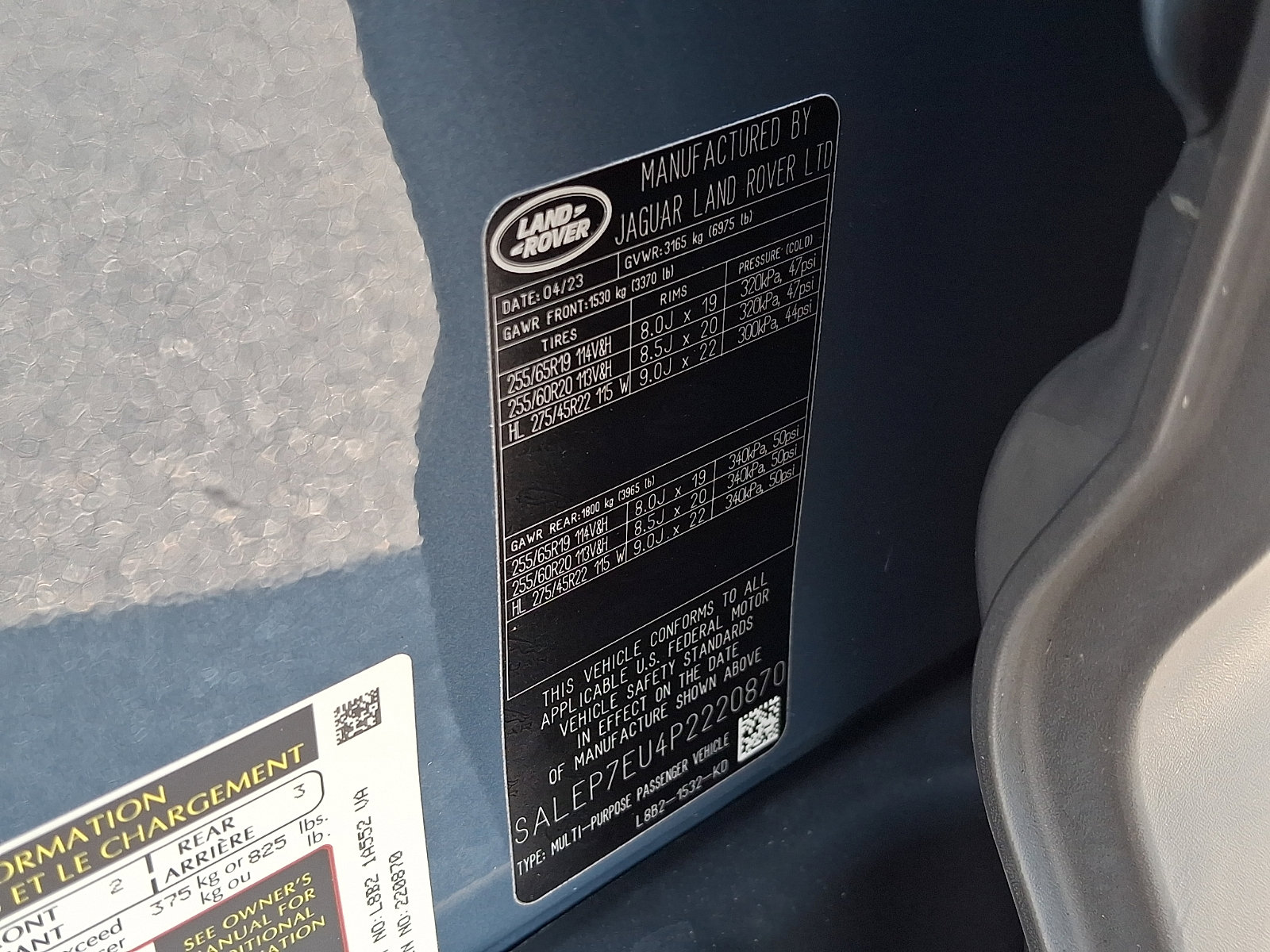 Used 2023 Land Rover Defender 110 SE image 26