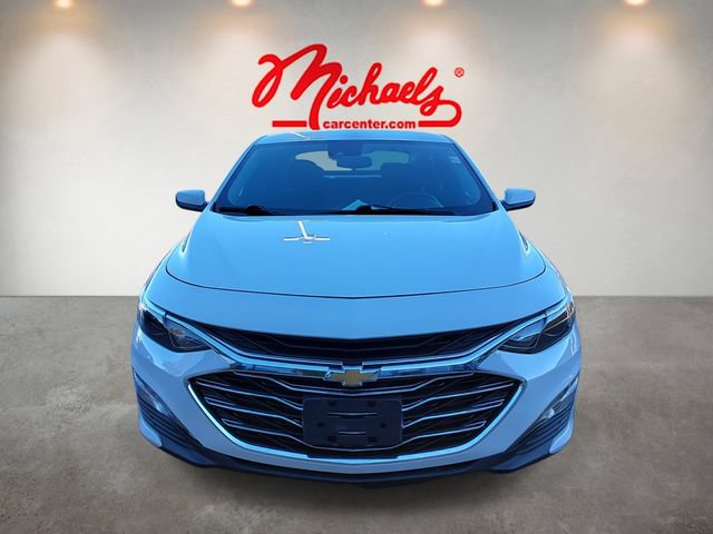 Used 2024 Chevrolet Malibu LT FWD image 2