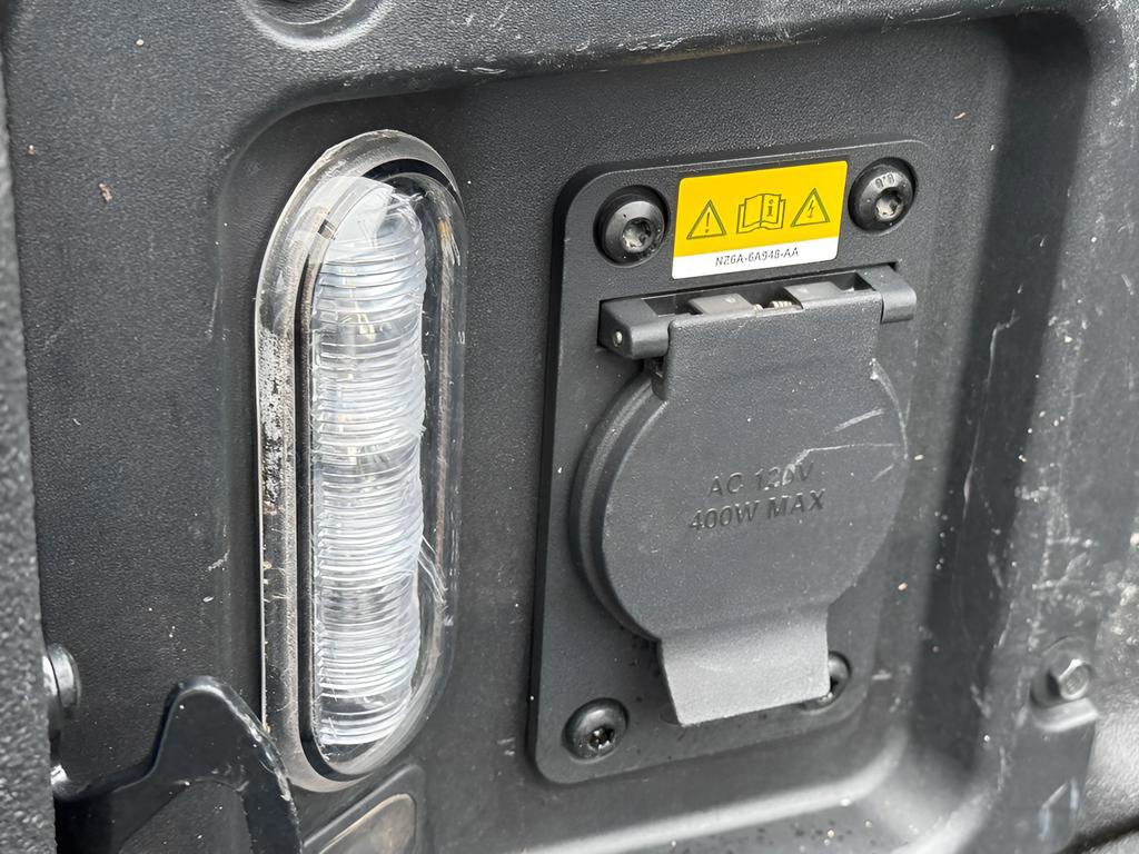 Used 2022 Ford Maverick XLT w/ XLT Luxury Package image 38