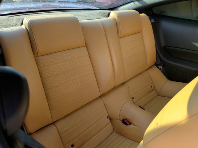 Used 2008 Ford Mustang GT RWD image 8