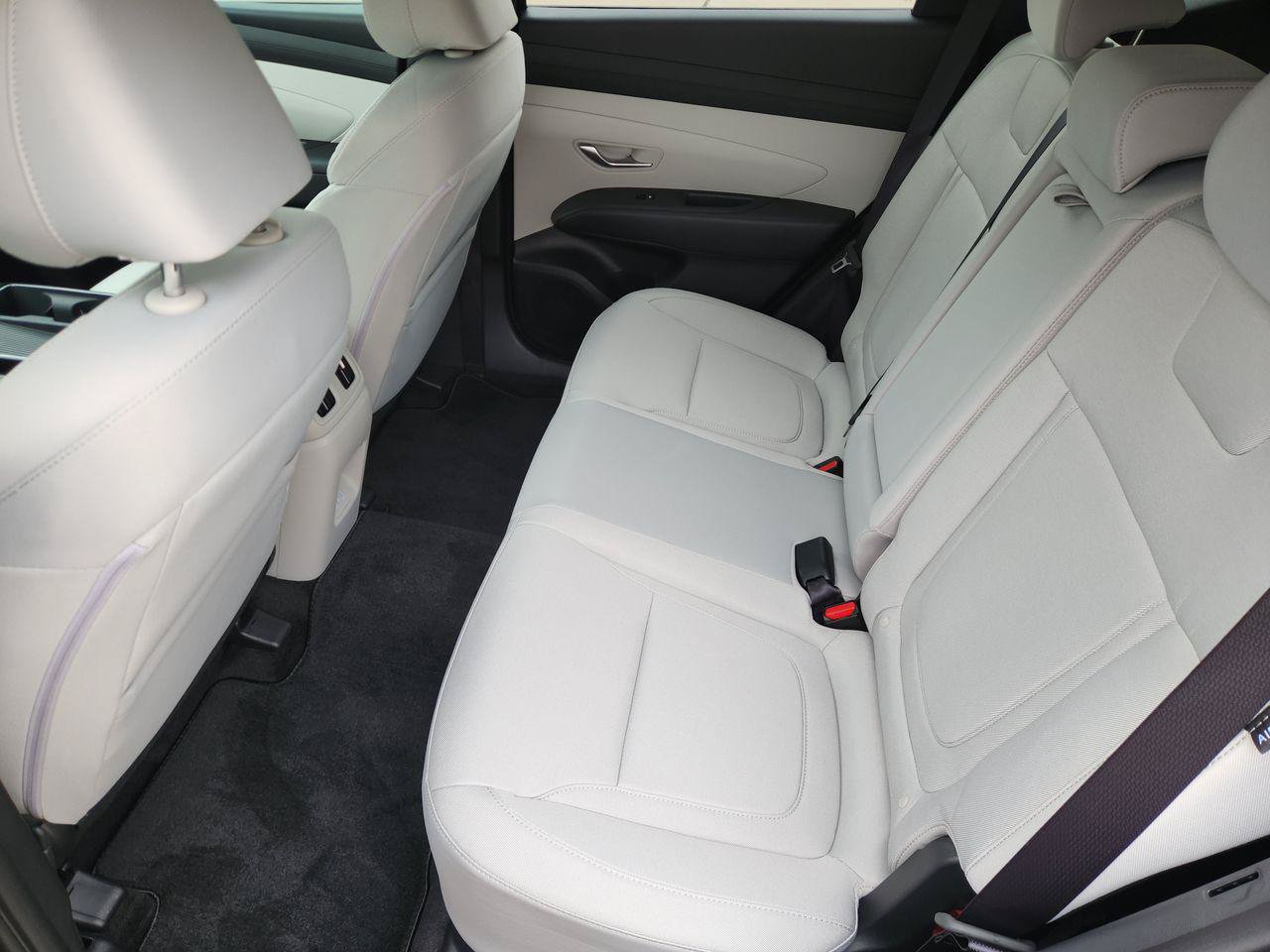 New 2026 Hyundai Tucson SEL AWD/4WD image 30