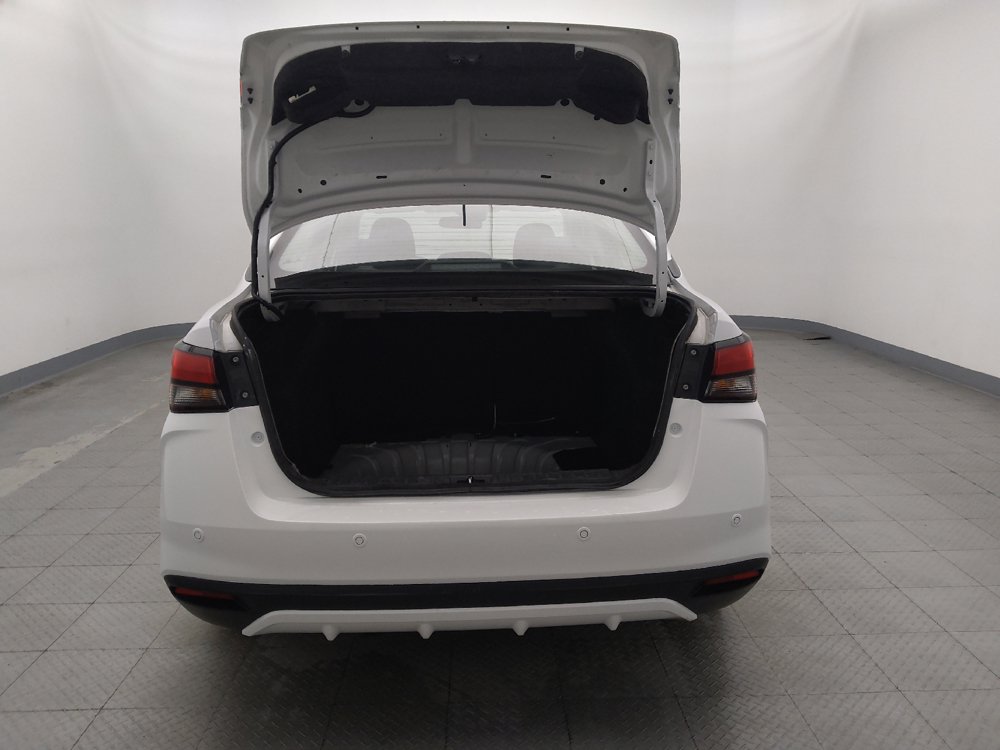 Used 2022 Nissan Versa S FWD image 29