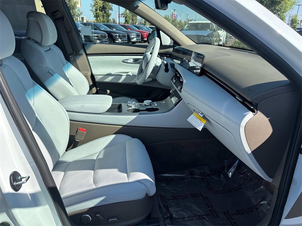 New 2026 Genesis GV70 2.5T Advanced image 29