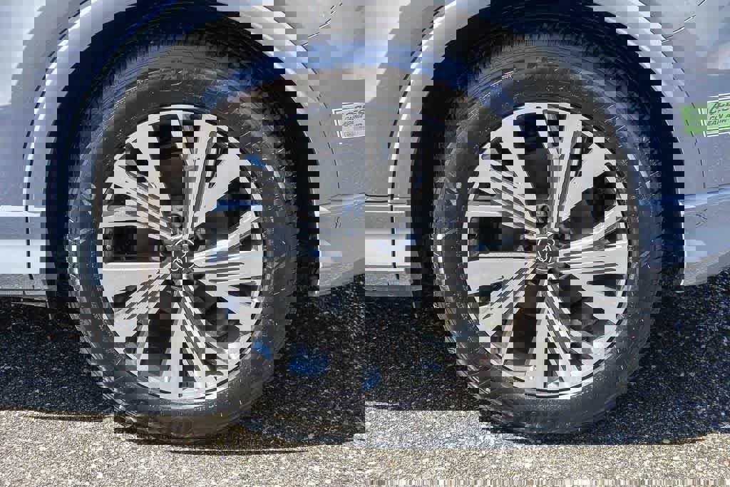 Used 2023 Audi Q4 e-tron Premium Plus w/ Premium Plus image 10