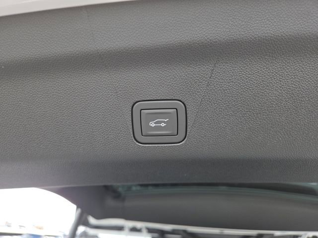 New 2026 GMC Yukon XL Elevation w/ Elevation Premium Package AWD/4WD image 21
