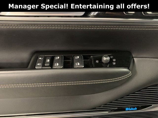 Used 2022 Jeep Grand Wagoneer Series II w/ Convenience Group III image 12