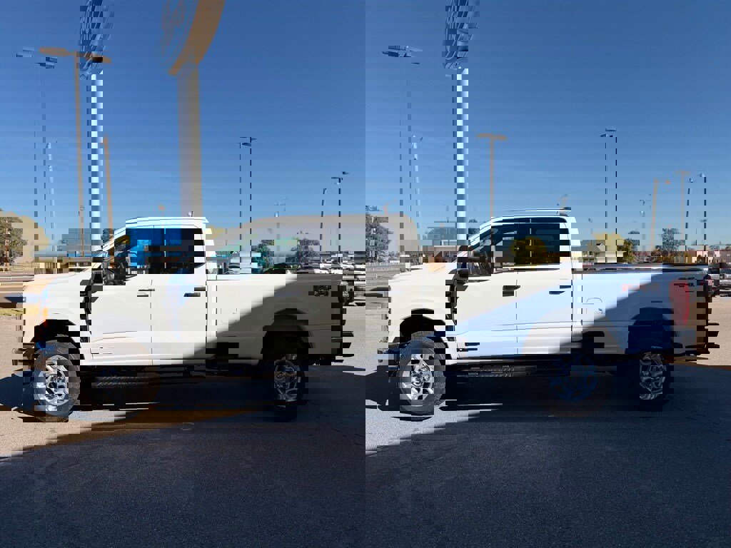 New 2026 Ford F250 XLT w/ FX4 Off-Road Package image 11