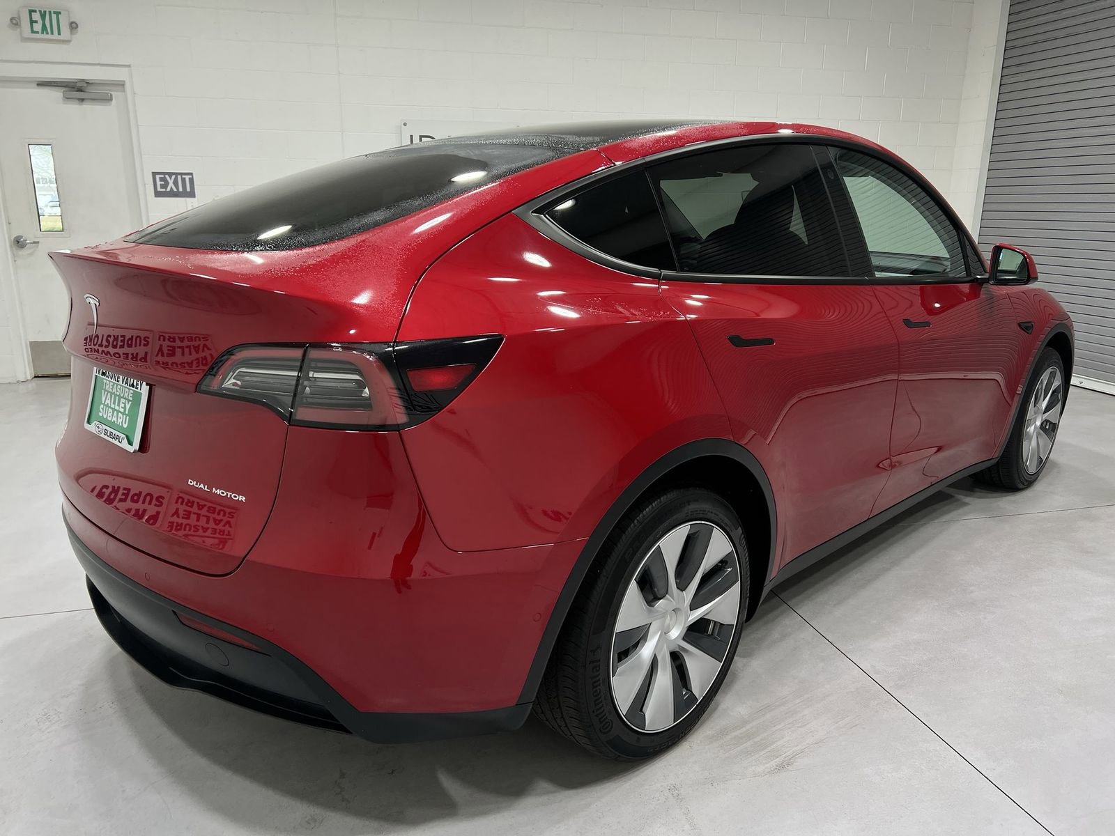 Used 2022 Tesla Model Y Long Range image 8