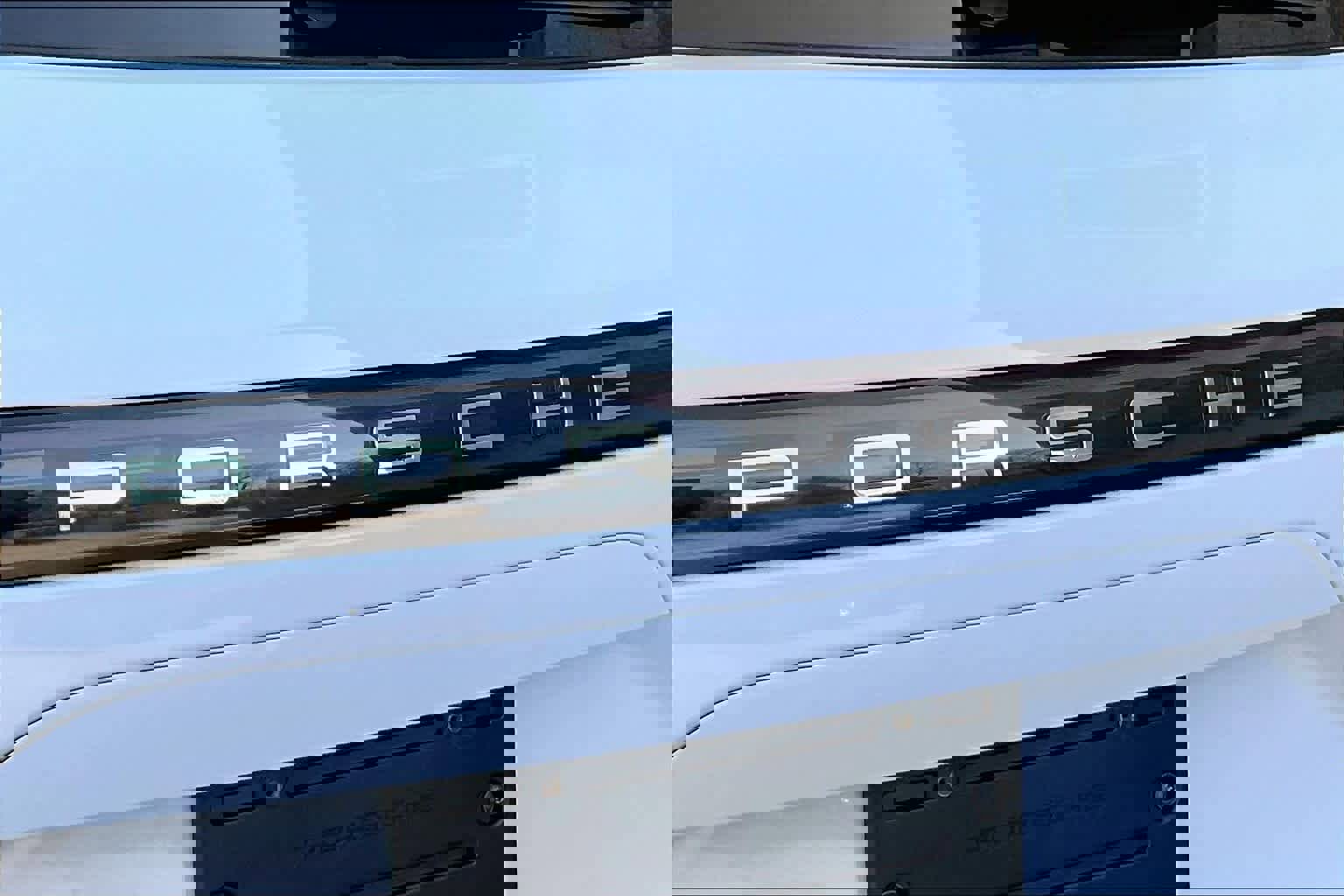 Used 2019 Porsche Cayenne image 31