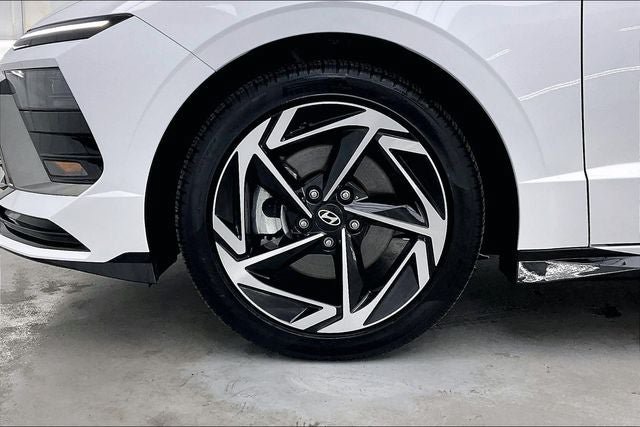 Certified 2026 Hyundai Sonata SEL AWD/4WD image 10