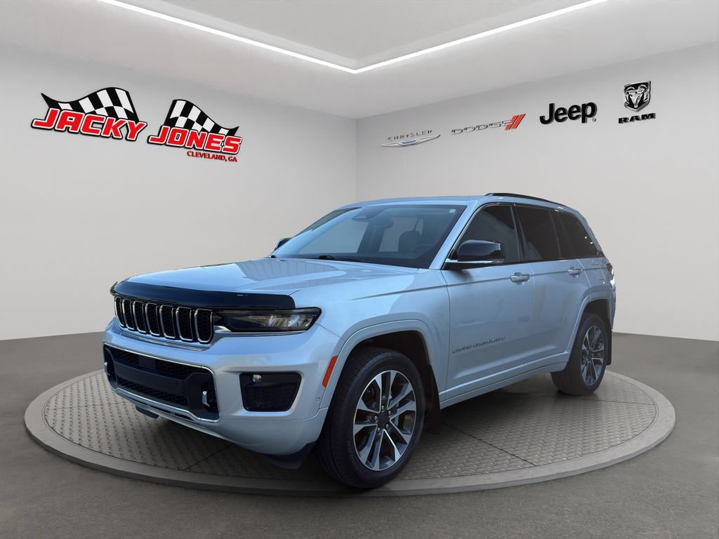 Used 2022 Jeep Grand Cherokee Overland RWD image 2