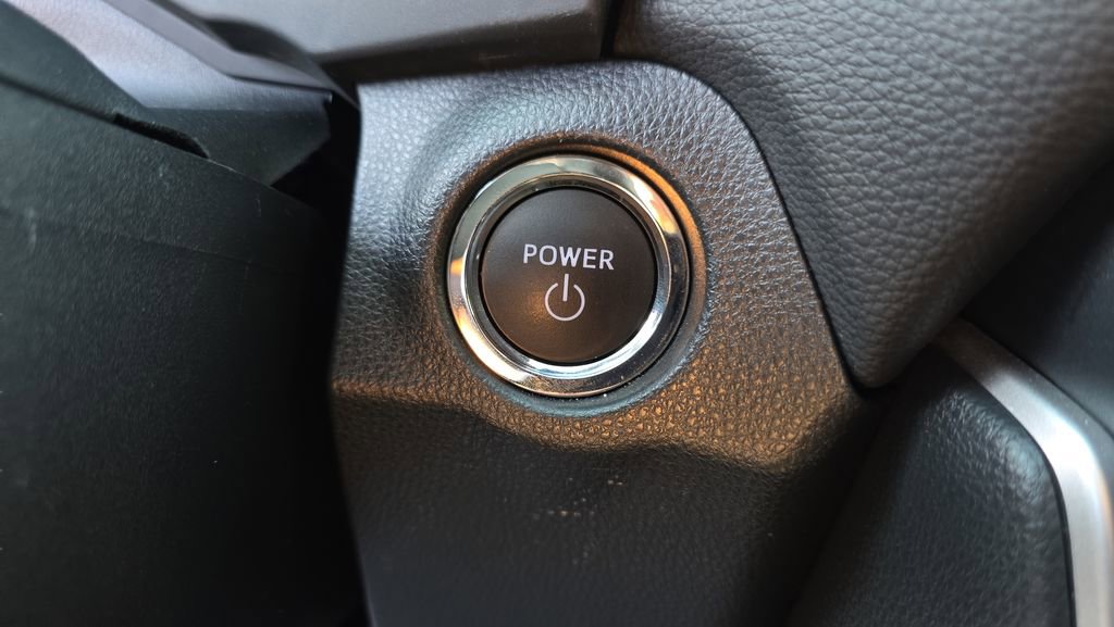 Used 2023 Toyota RAV4 XLE image 35