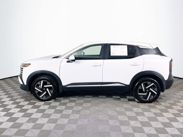 Used 2025 Nissan Kicks SV FWD image 5