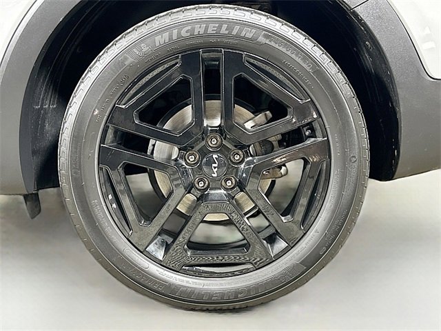 Used 2024 Kia Telluride EX X-Line image 32