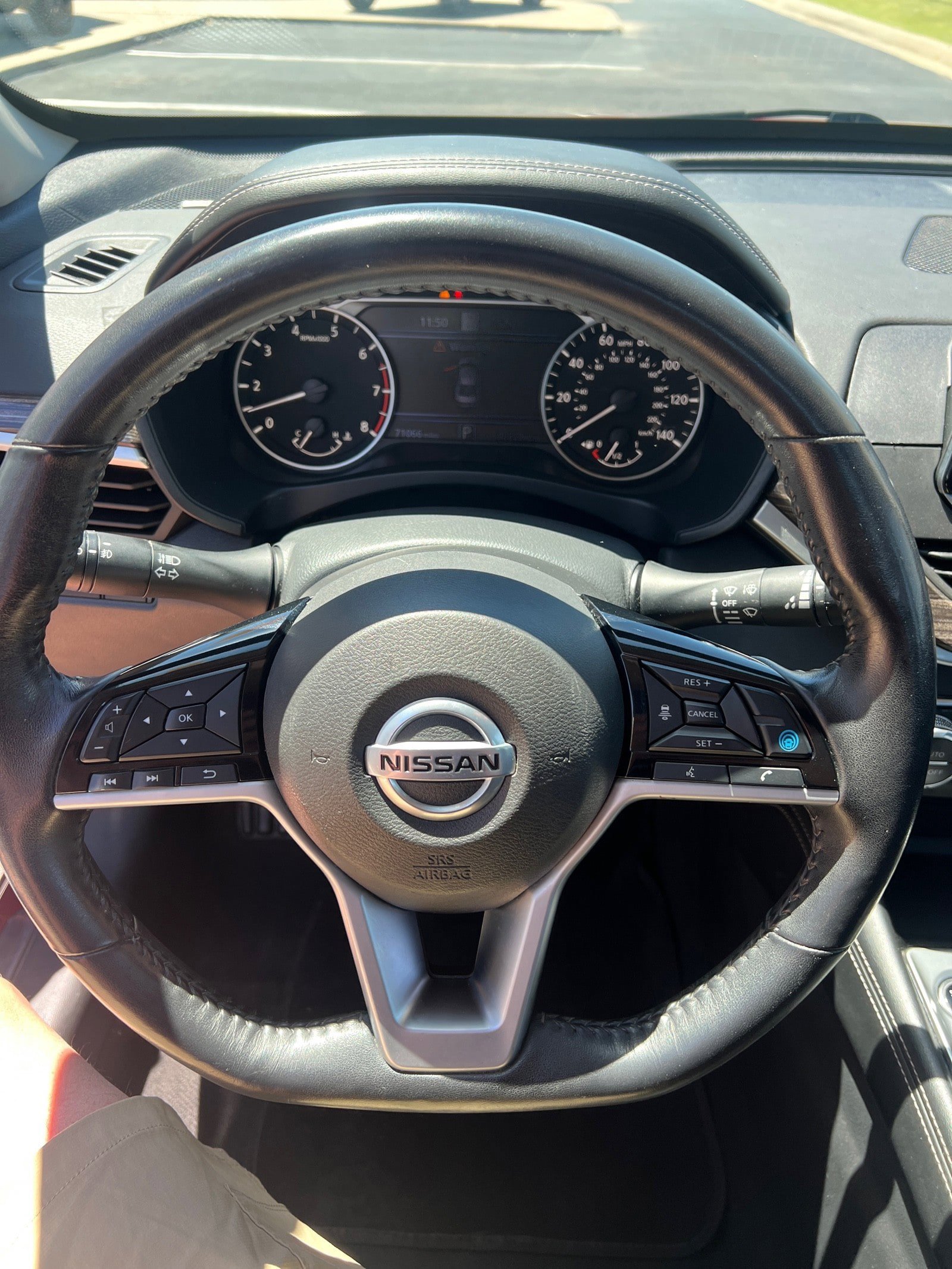 Used 2021 Nissan Altima 2.5 Platinum AWD/4WD image 27
