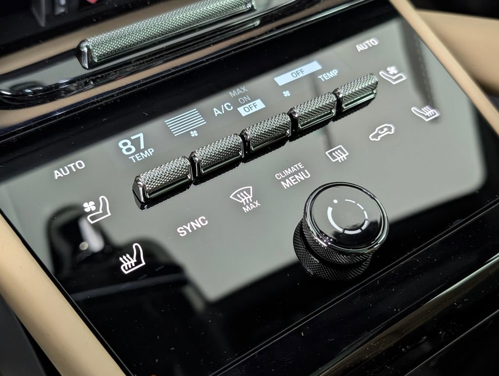 New 2026 Porsche Cayenne image 33