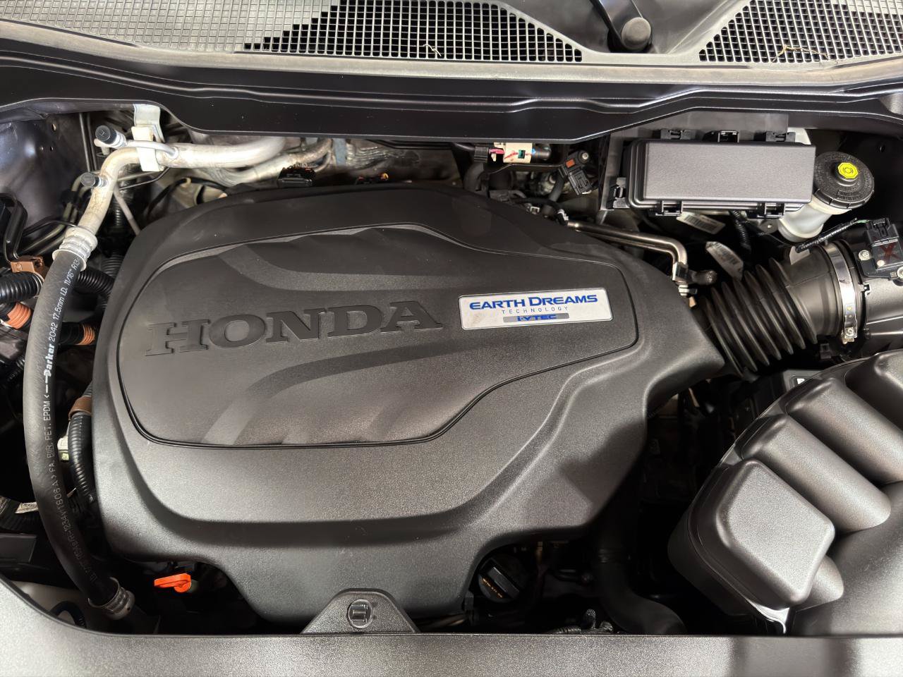 Used 2016 Honda Pilot Touring image 9
