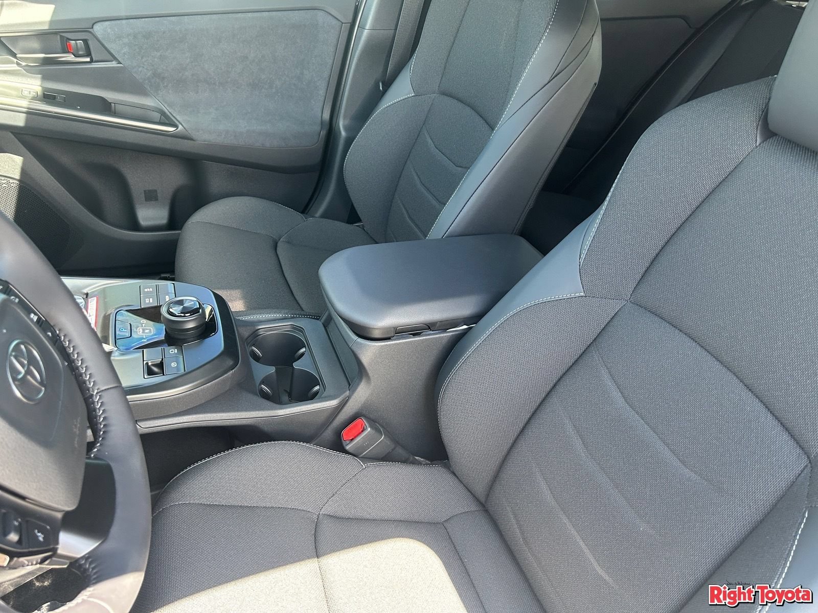 New 2026 Toyota C-HR AWD/4WD image 19