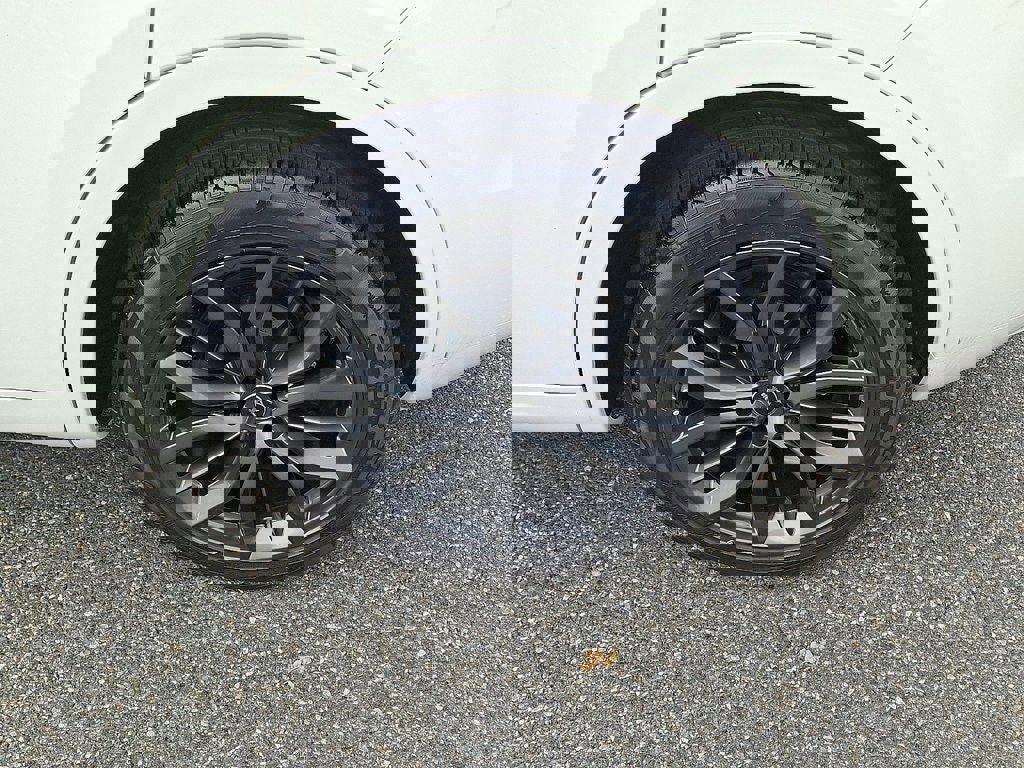 New 2024 Maserati Levante GT Ultima image 26