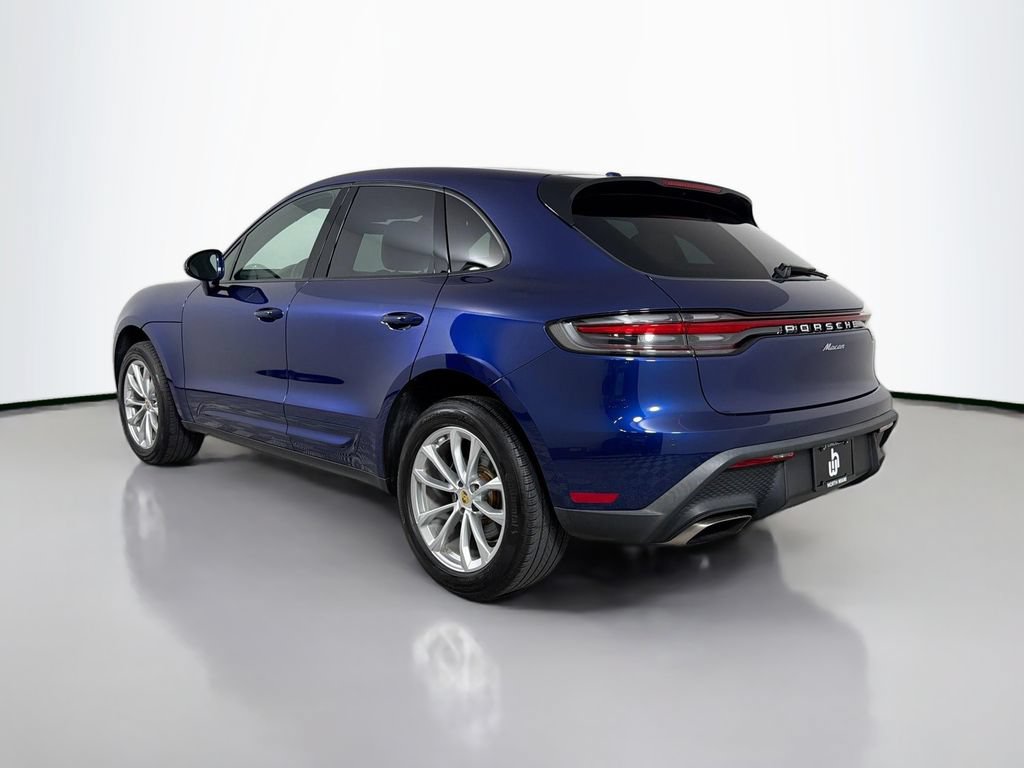 Used 2024 Porsche Macan AWD/4WD image 7
