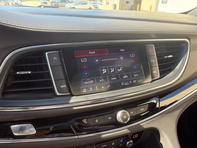 Used 2022 Buick Enclave Avenir w/ Avenir Technology Package FWD image 30