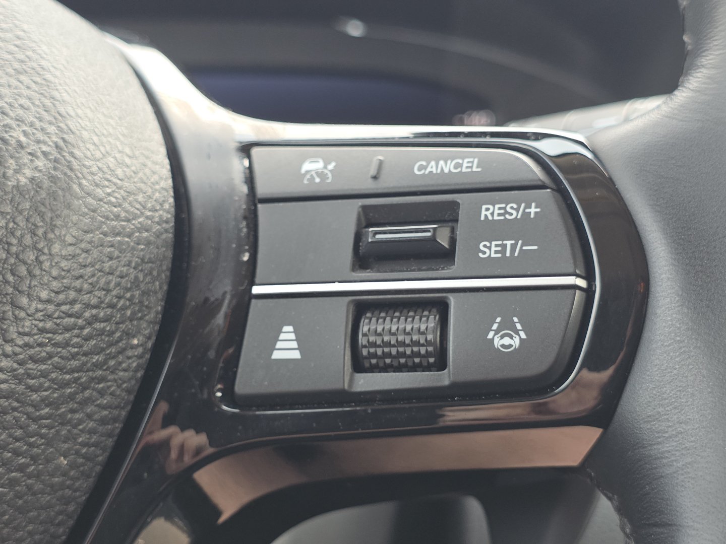 Certified 2025 Honda Pilot Elite image 33