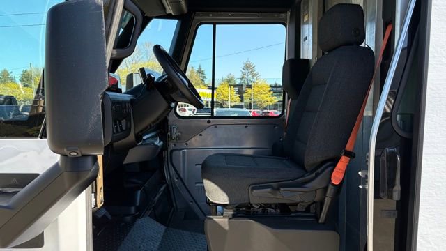 Used 2024 Chevrolet Brightdrop 600 w/ Commercial Equipment Package image 11