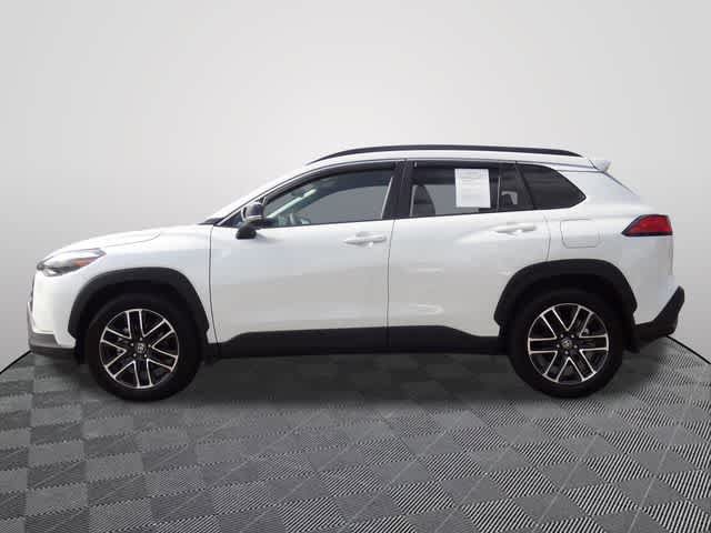 Used 2026 Toyota Corolla Cross XLE AWD/4WD image 2