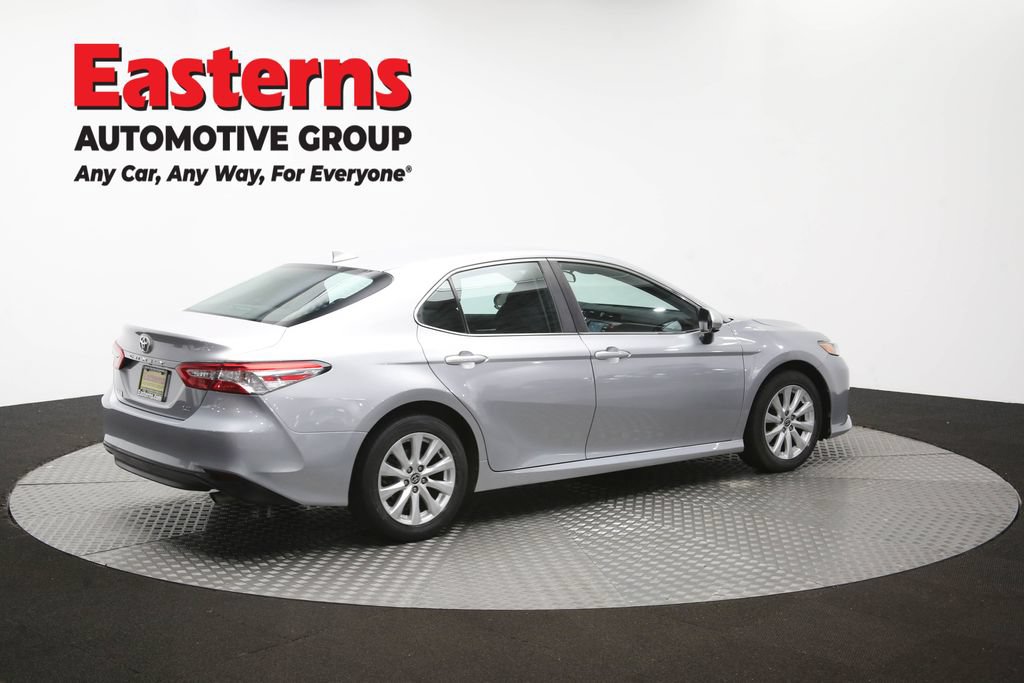 Used 2020 Toyota Camry LE FWD image 39