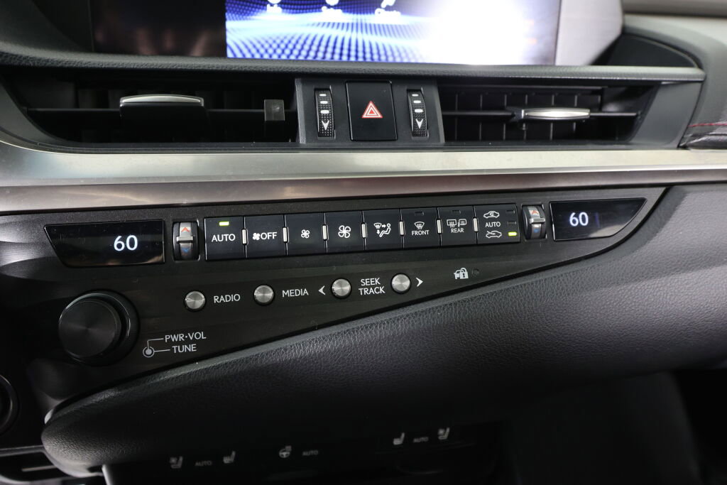 Used 2019 Lexus ES 350 F Sport w/ Accessory Package 2 FWD image 34