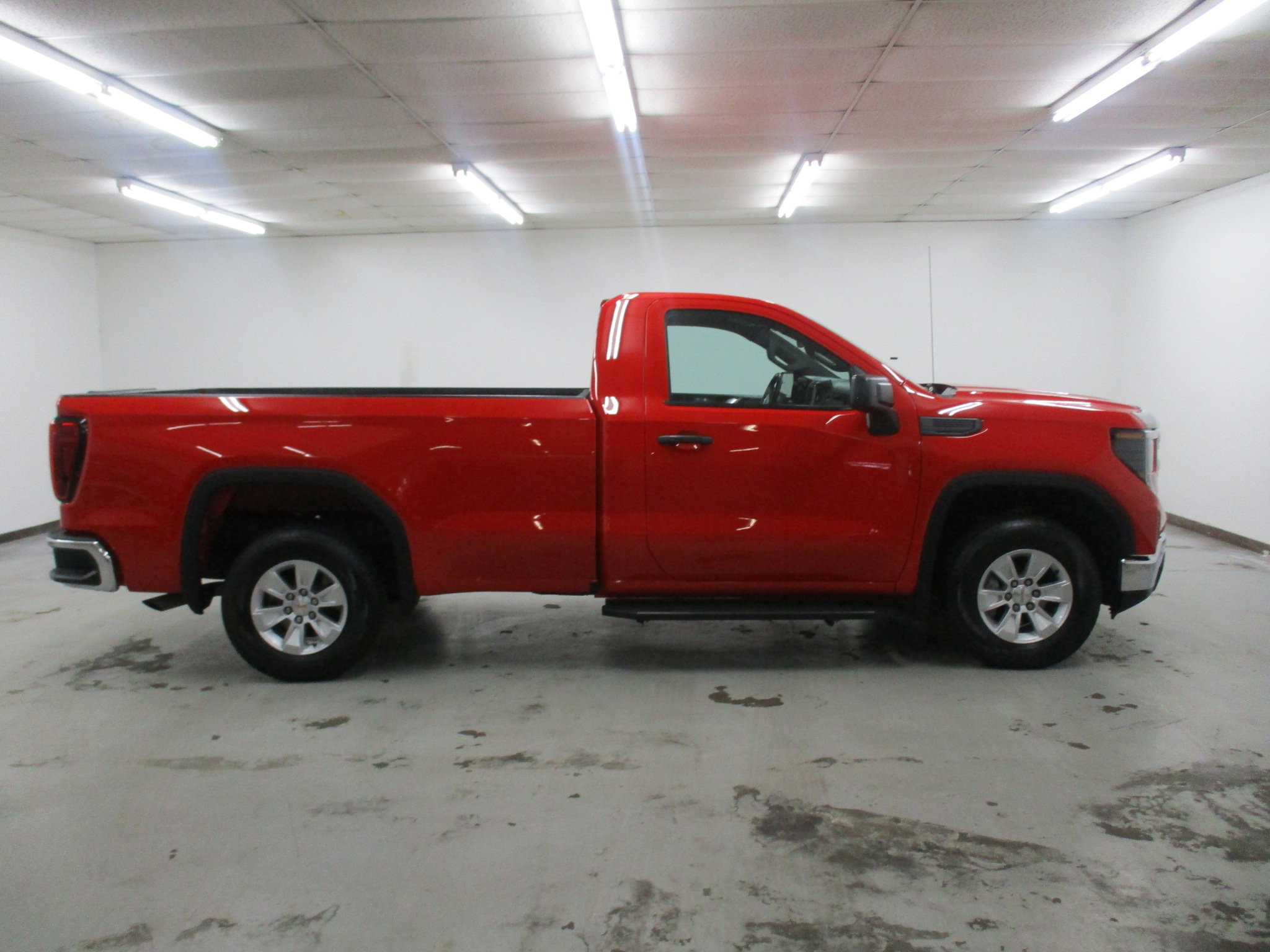 Used 2024 GMC Sierra 1500 Pro image 9