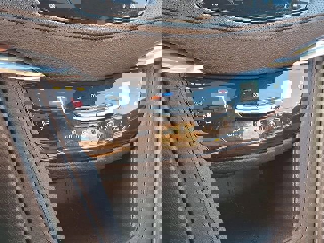 Used 2022 Cadillac XT5 Premium Luxury w/ Technology Package image 28