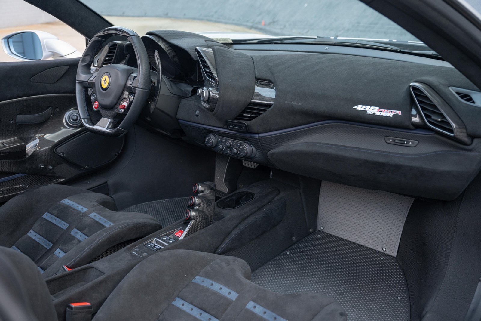 Used 2020 Ferrari 488 Pista Spider RWD image 57