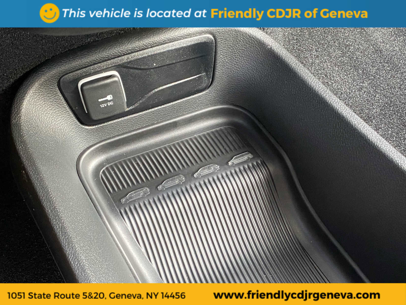 New 2026 Chrysler Pacifica Select image 20