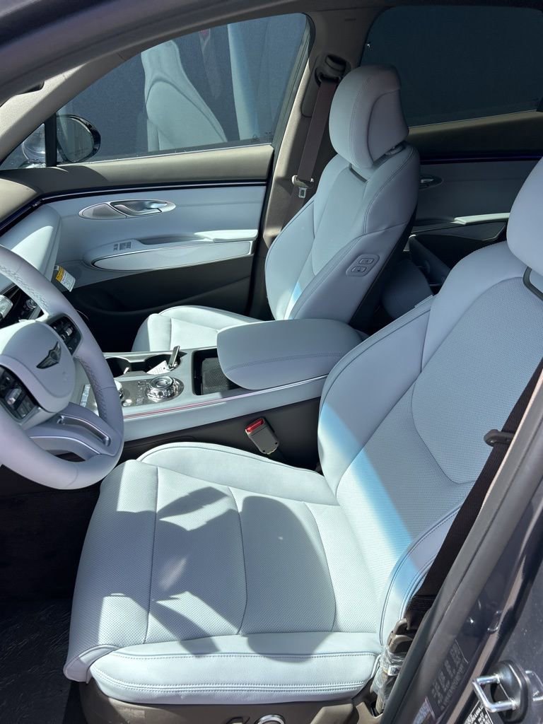 New 2026 Genesis GV70 2.5T Advanced image 7