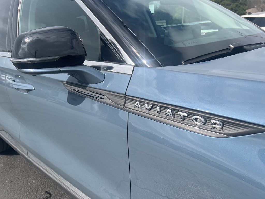 New 2025 Lincoln Aviator Reserve w/ Luxury Package image 7