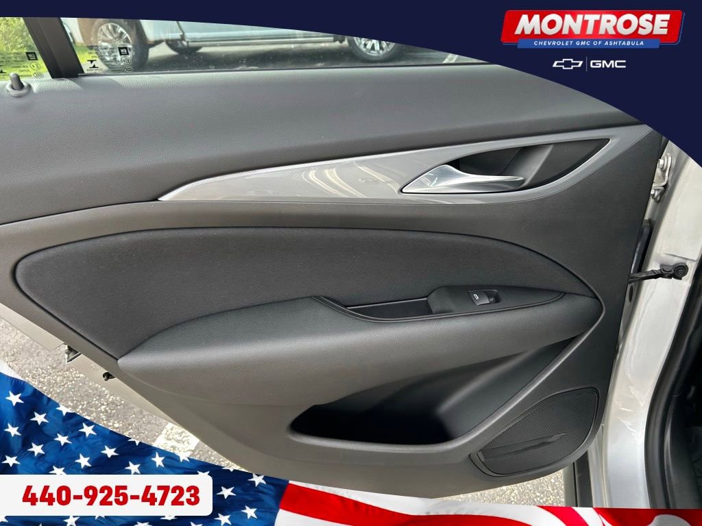 Used 2019 Buick Regal Preferred w/ Sights and Sounds Package AWD/4WD image 21