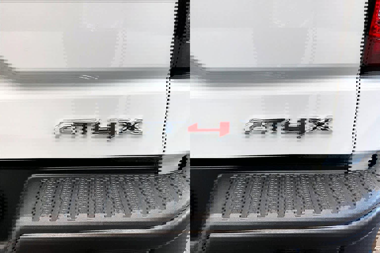 Used 2024 GMC Sierra 1500 AT4X w/ AT4X AEV Edition image 10